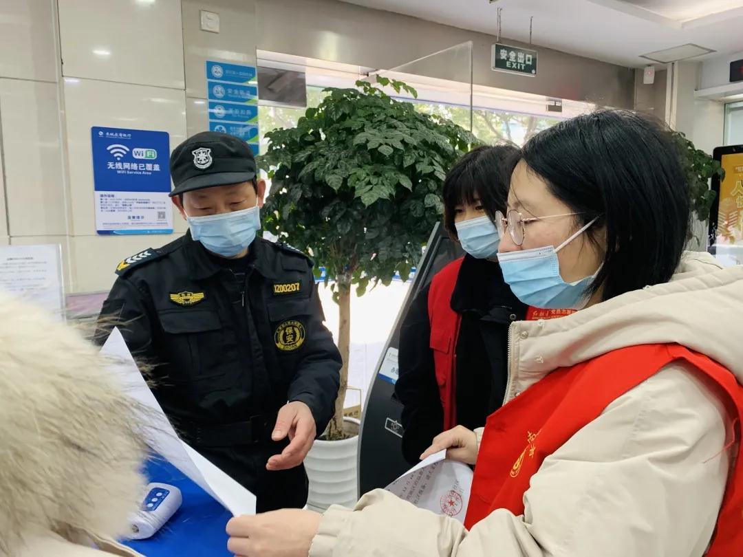 东兴疫情新增人员轨迹，这些细节得盯紧了，咱们一起捋一捋